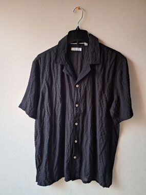 Men's Casual Black Short-Sleeve Textured Camp-Collar Shirt Textured Weave Sheer